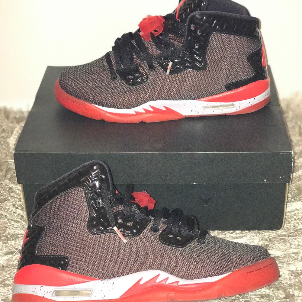 Air Jordan Spike Forty BG